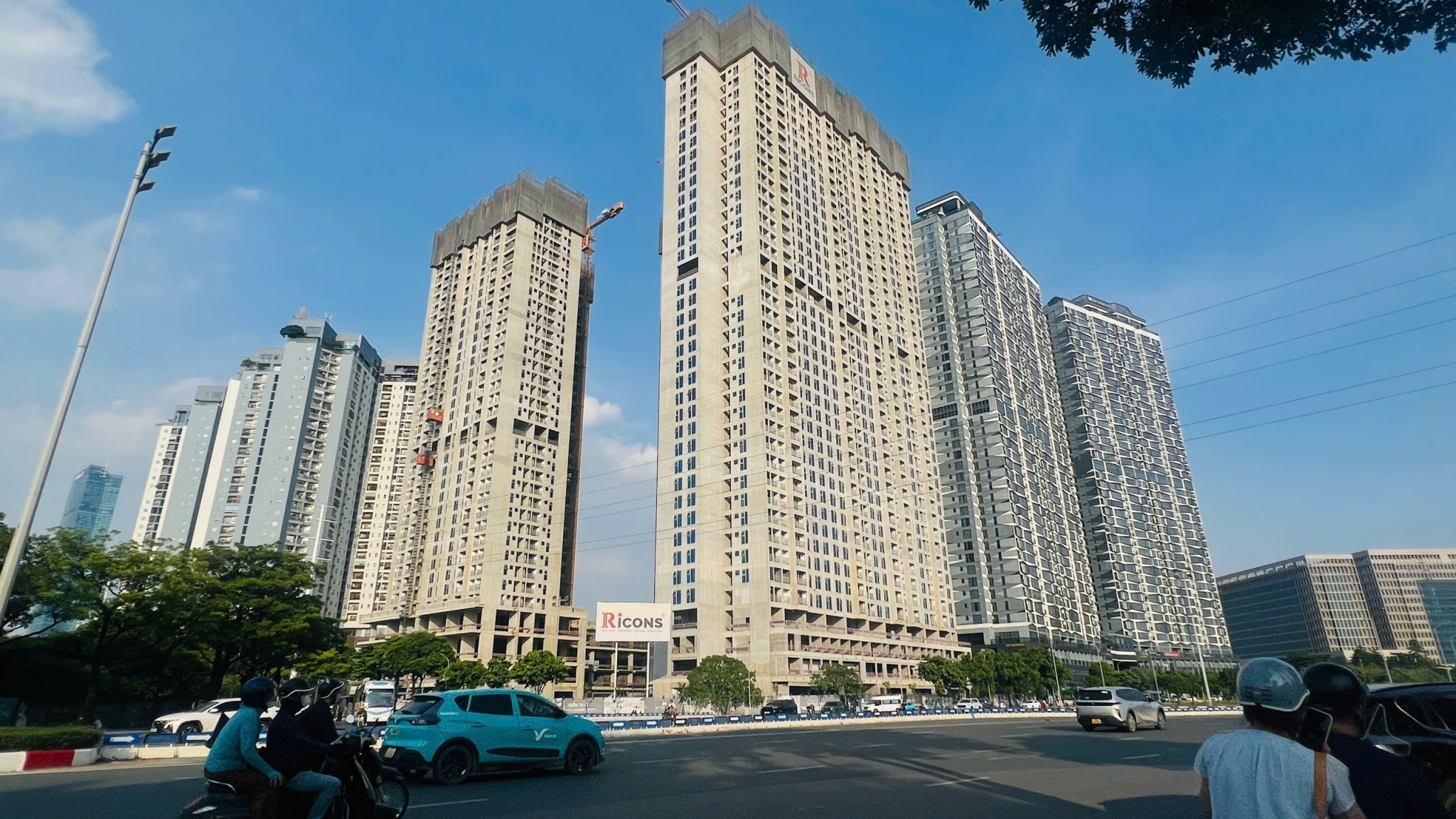 Hà Nội gần như vắng bóng nguồn cung căn hộ dưới 70 triệu đồng/m2