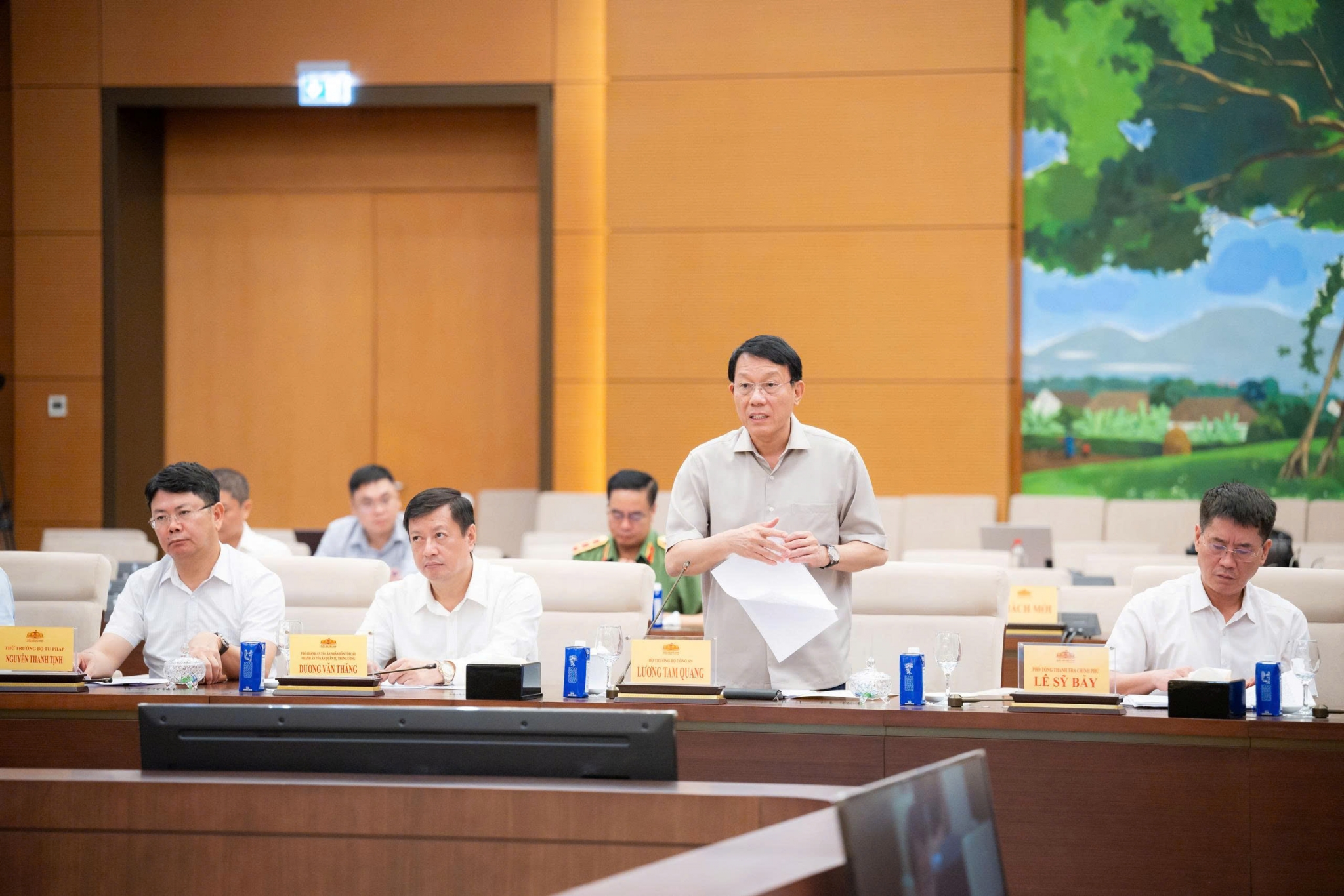 Gỡ tâm lý e ngại, khơi thông nguồn lực nhưng không hợp thức hóa vi phạm Gỡ tâm lý e ngại, khơi thông nguồn lực nhưng không hợp thức hóa vi phạm
