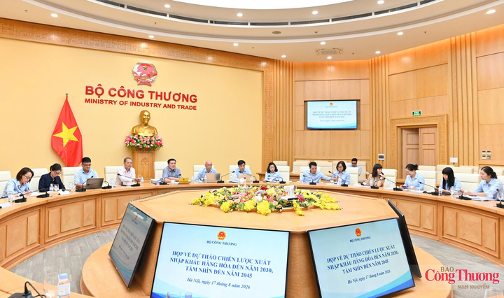 Dự thảo Chiến lược xuất nhập khẩu hướng tới tăng trưởng hai con số trên nền tảng “cân bằng động”