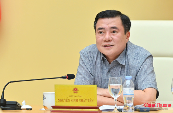 Chiến lược xuất nhập khẩu hướng tới tăng trưởng hai con số trên nền tảng “cân bằng động”