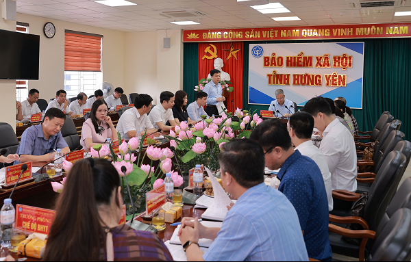 Hưng Yên: Quyết liệt triển khai giải pháp phát triển người tham gia bảo hiểm xã hội, bảo hiểm y tế
