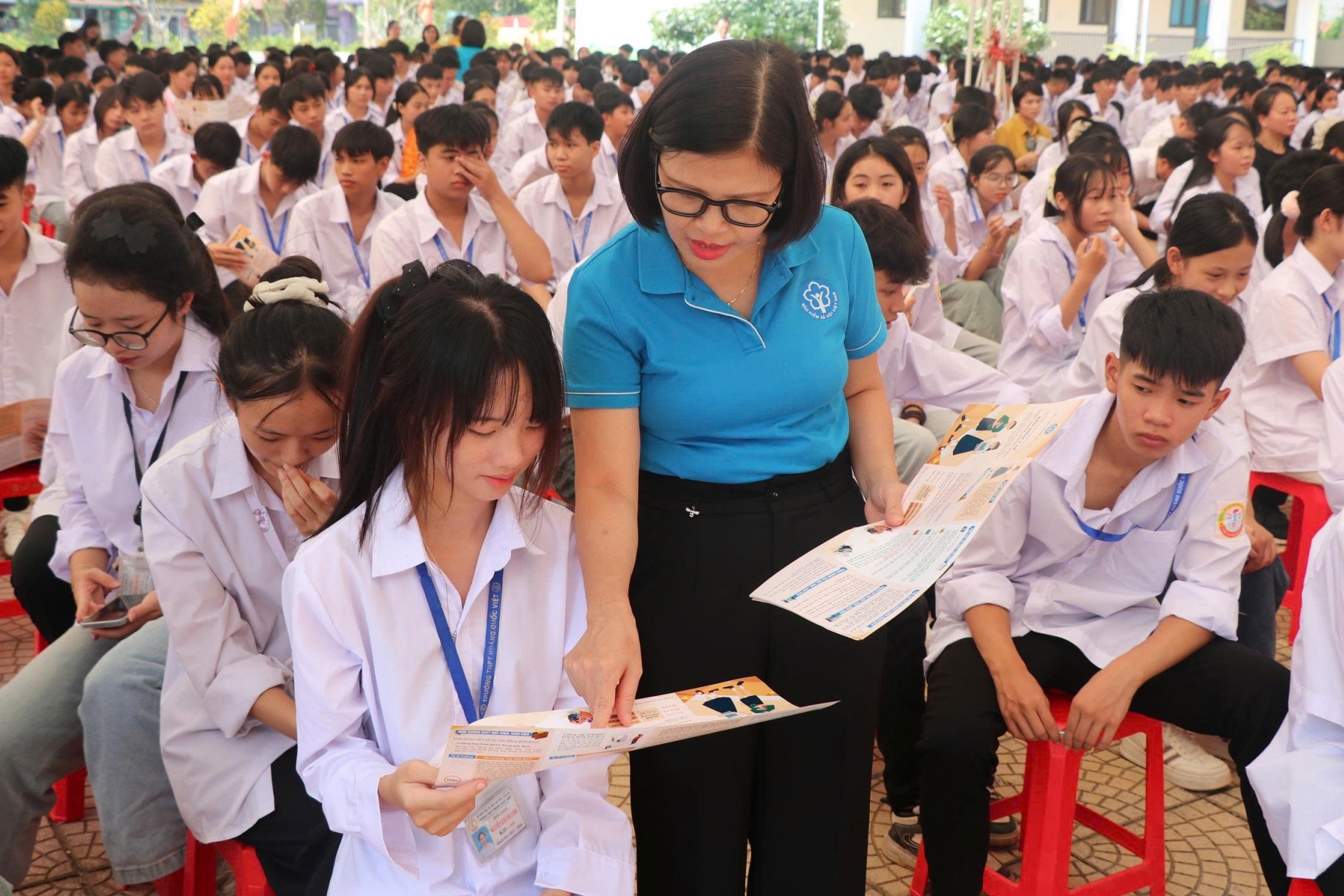 Lào Cai phấn đấu 100% học sinh, sinh viên tham gia bảo hiểm y tế