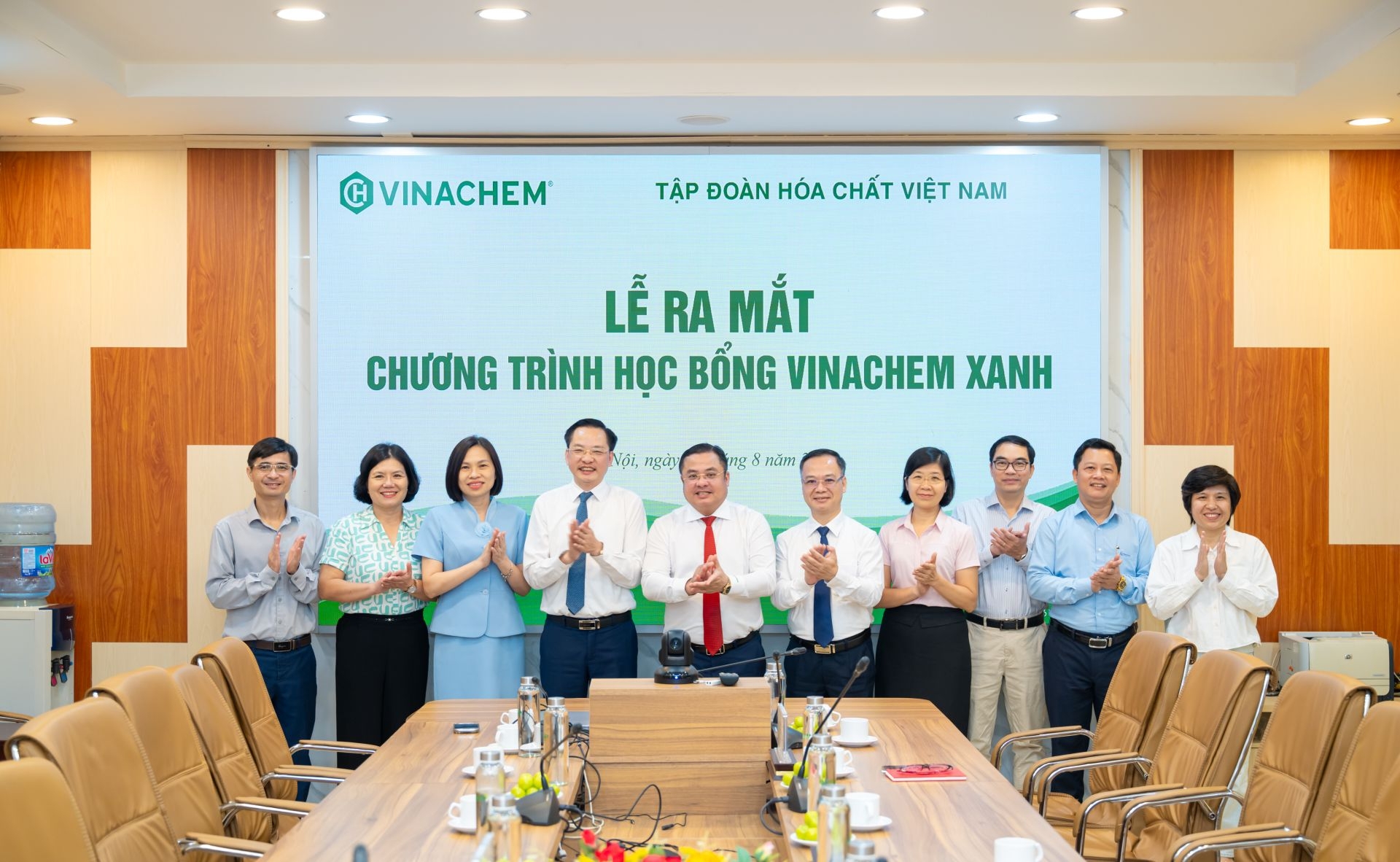 Ra mắt Chương trình học bổng Vinachem xanh giai đoạn 2026 – 2030 phát triển nhân lực ngành hóa chất