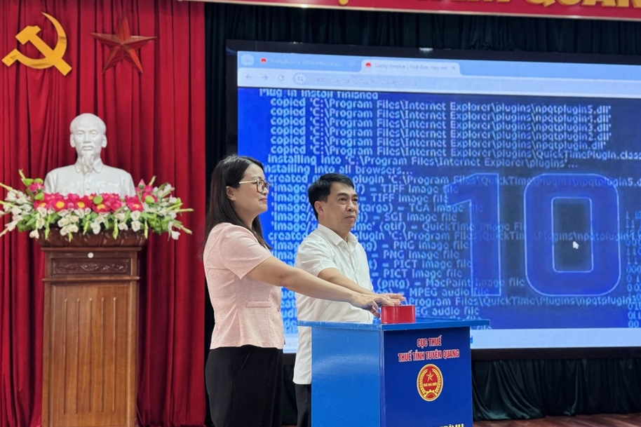 Tuyên Quang trả thưởng 128 triệu đồng cho 98 hóa đơn may mắn