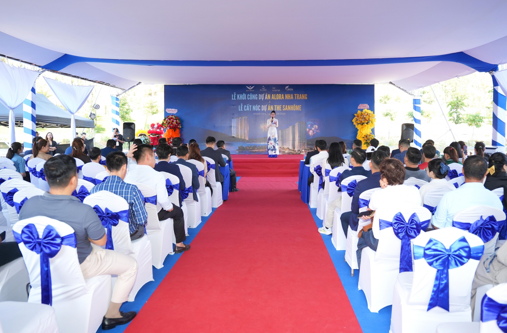 Các đại biểu thực hiện nghi thức khởi công dự án Alora Nha Trang Khởi công Alora Nha Trang: Hiện thực hóa mảnh ghép chiến lược của quần thể đô thị resort 44 ha bên Vịnh Ngọc