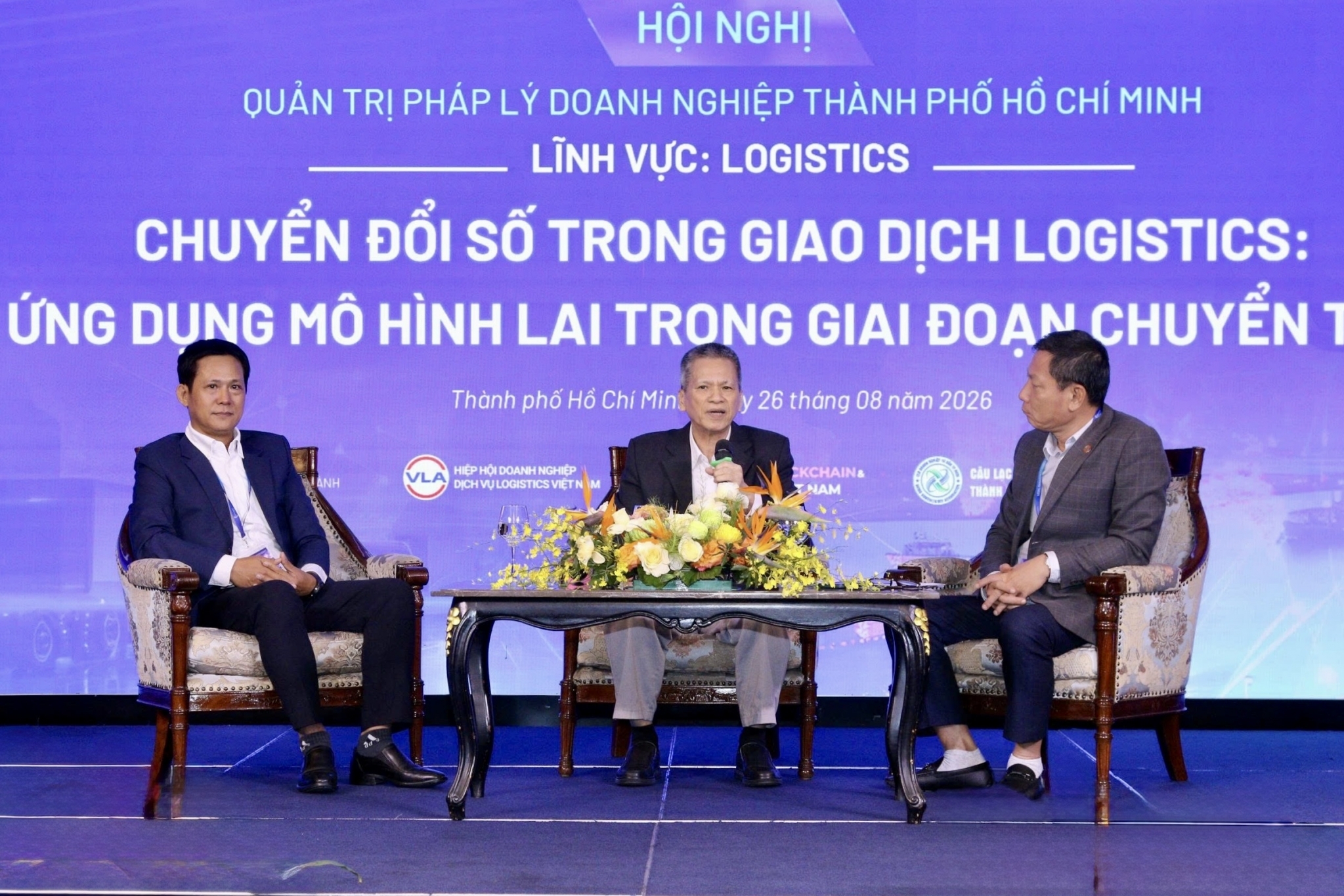 Chuyển đổi số logistics: Điểm nghẽn từ những giao dịch chưa đồng bộ