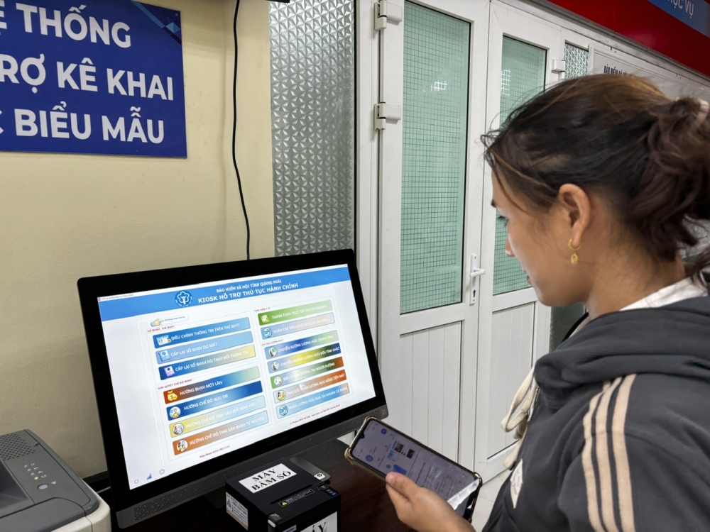 Quảng Ngãi: Kiosk số đổi cách phục vụ người dân