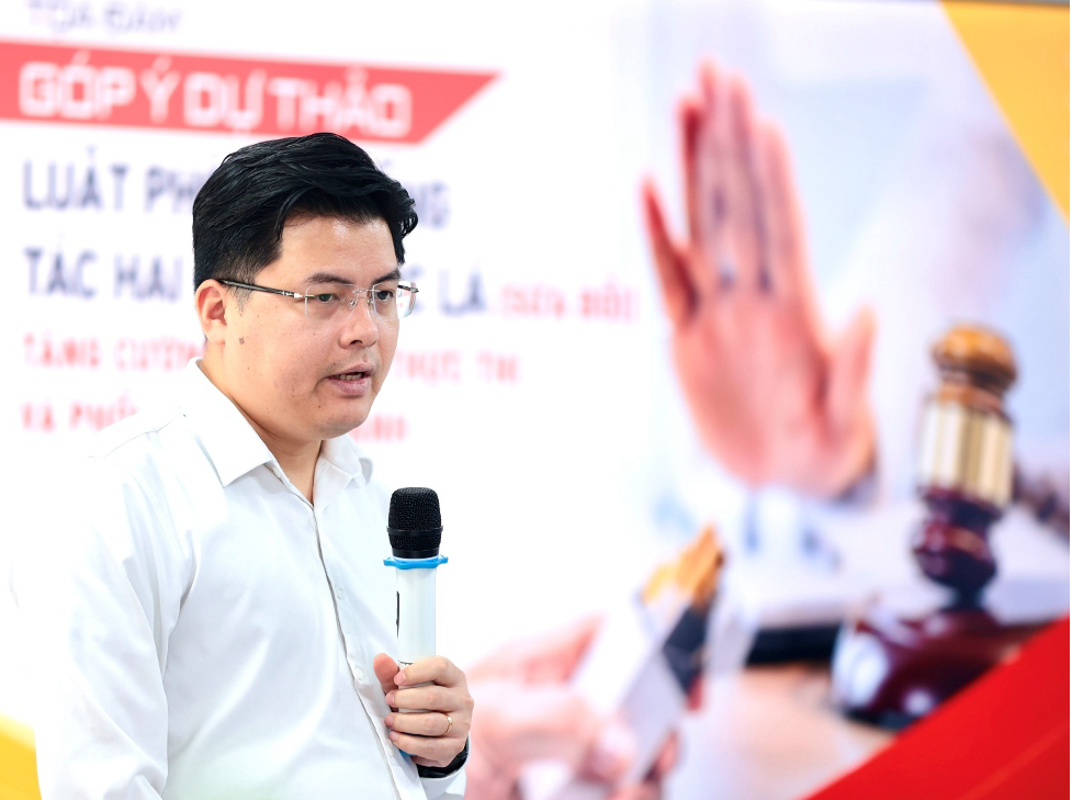 Ông Hoàng Đức Nam, Phó Trưởng Ban Công tác Đoàn, Trung ương Đoàn TNCS Hồ Chí Minh. Ông Hoàng Đức Nam, Phó Trưởng Ban Công tác Đoàn, Trung ương Đoàn TNCS Hồ Chí Minh.