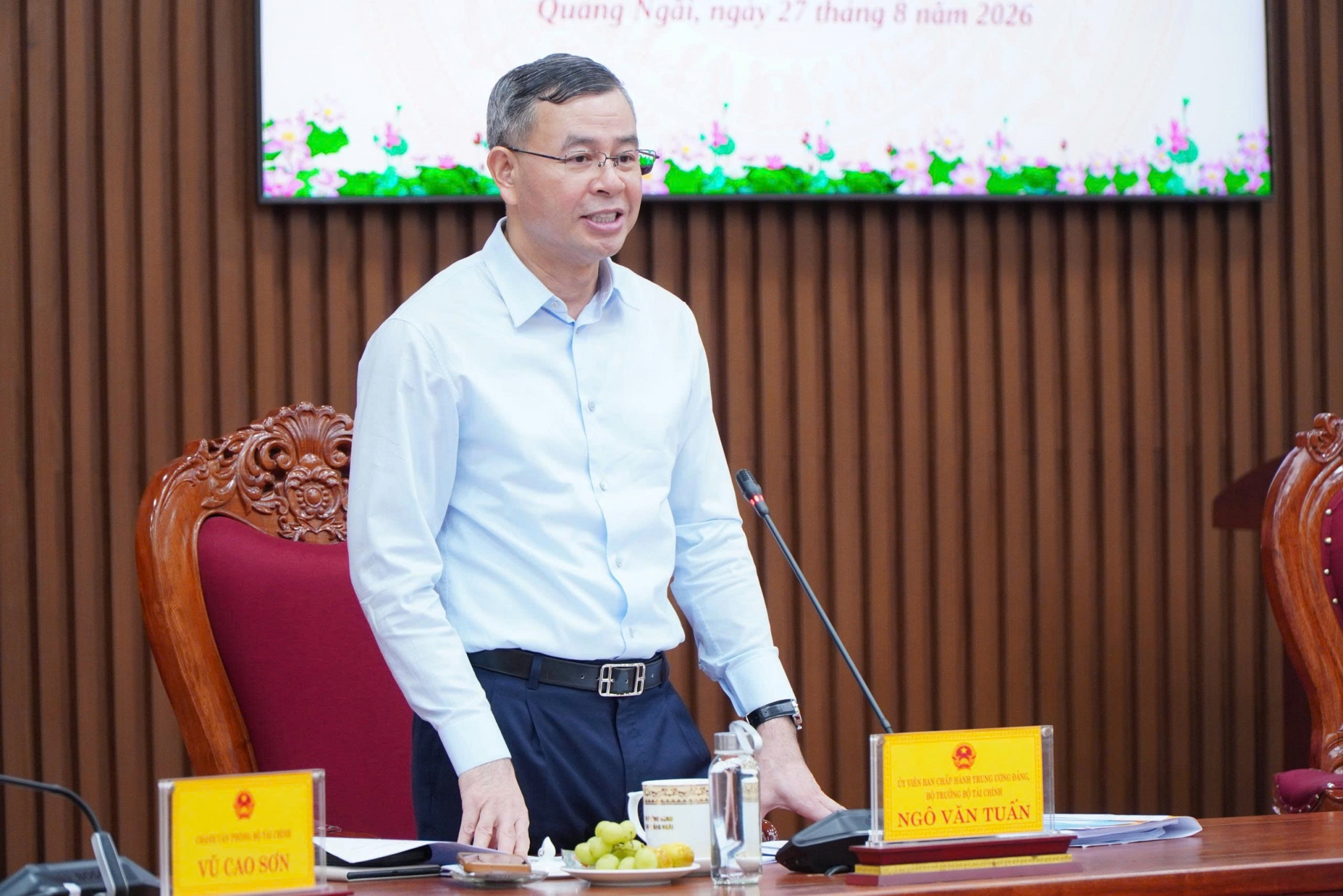 Bộ trưởng Bộ Tài chính Ngô Văn Tuấn phát biểu tại buổi làm việc.