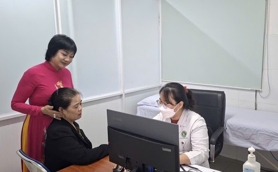 Có nên “đóng khung” 6 phút cho một lượt khám?