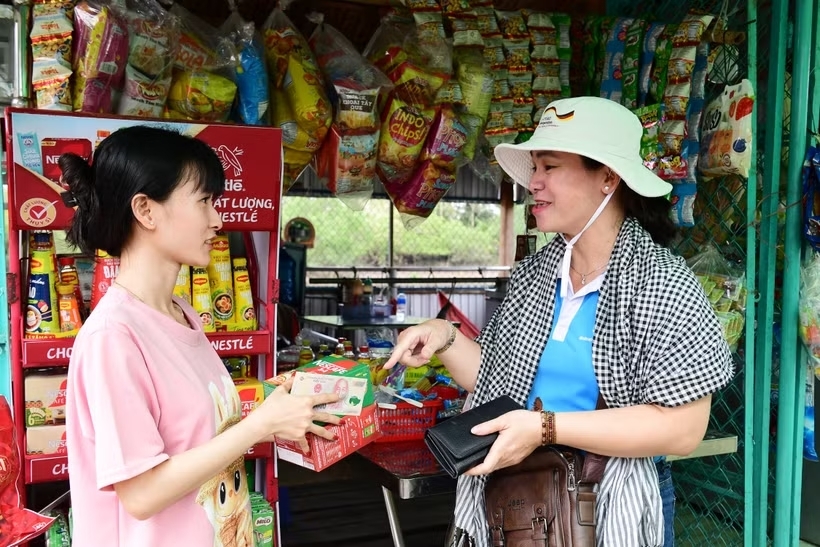 Giảm thuế tiếp sức cho hộ kinh doanh và doanh nghiệp, hỗ trợ mục tiêu tăng trưởng kinh tế Giảm thuế tiếp sức cho hộ kinh doanh và doanh nghiệp, hỗ trợ mục tiêu tăng trưởng kinh tế