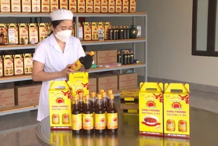 Bài 2: Đảng viên - doanh nhân: Hai vai, một chuẩn mực