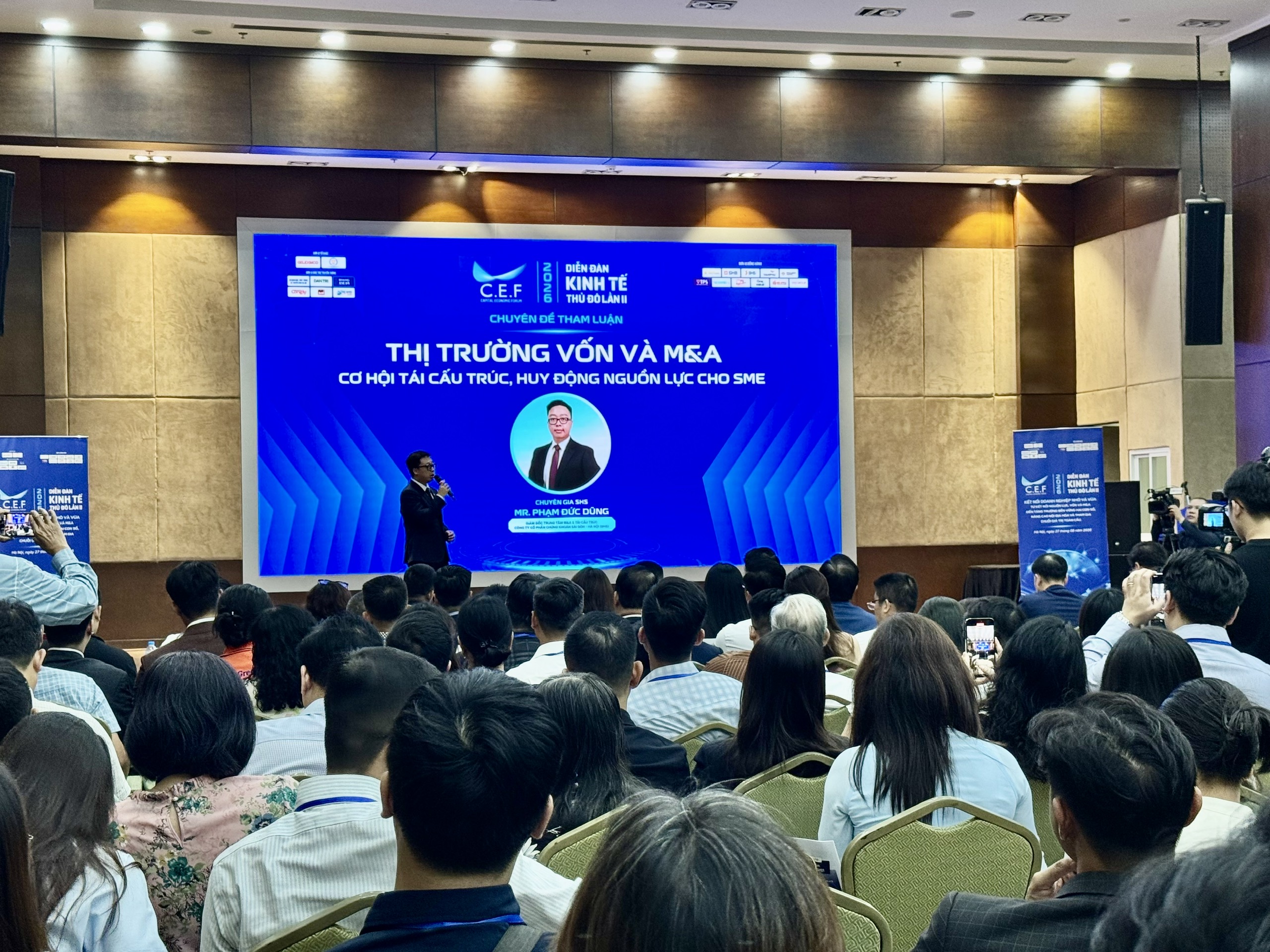 Toàn cảnh Diễn đàn CEF II. Ảnh: Hương Quỳnh
