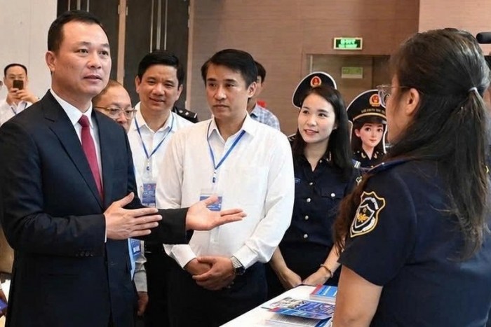 Hải quan khu vực X chung tay cùng Thanh Hóa nâng cao chất lượng phục vụ người dân, doanh nghiệp