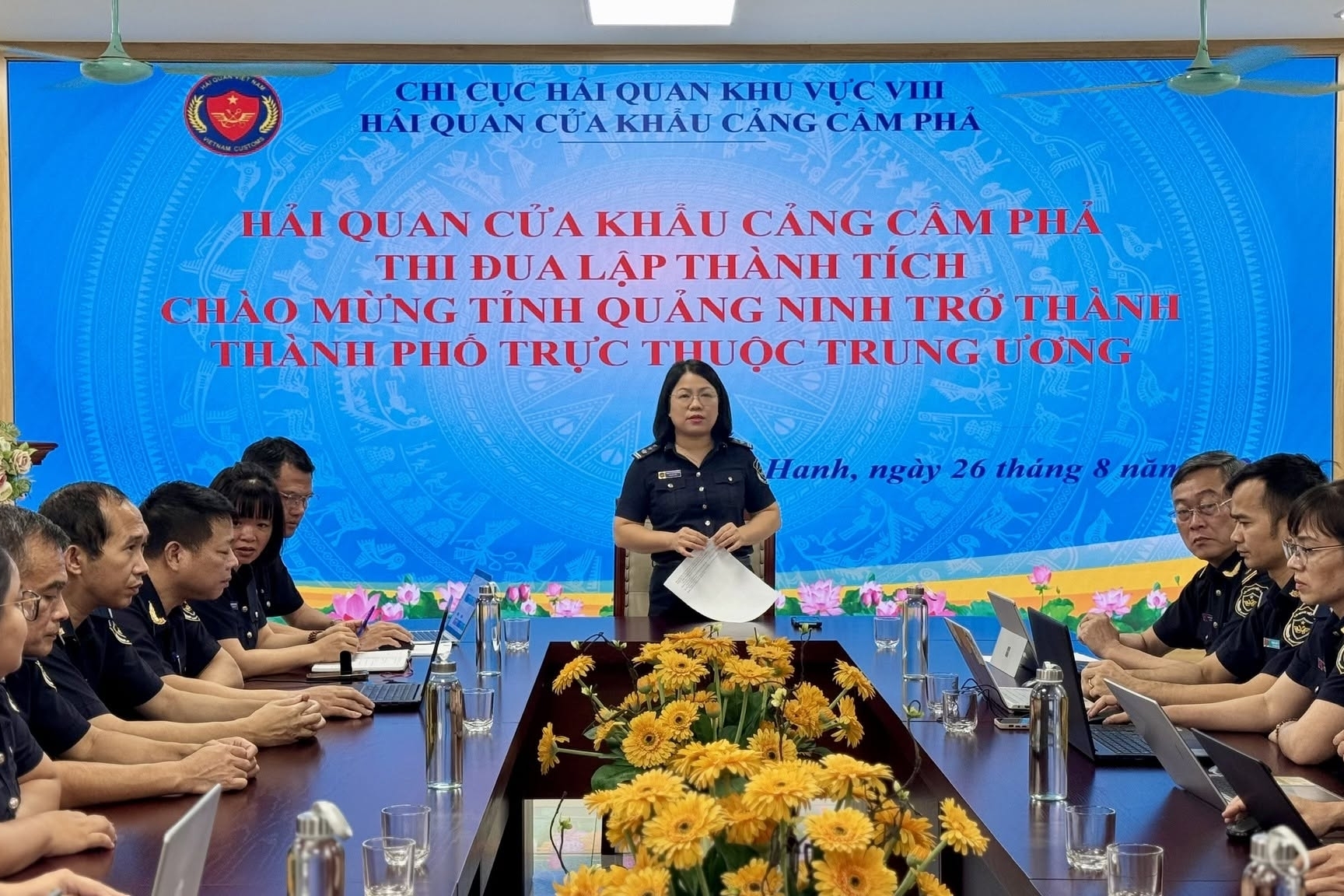 Hải quan cửa khẩu cảng Cẩm Phả thu ngân sách đạt 5.240 tỷ đồng