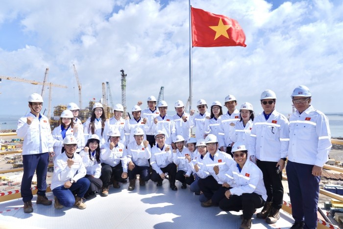 Thanh niên Bộ Tài chính Việt Nam - Lào trao đổi kinh nghiệm tại Petrovietnam