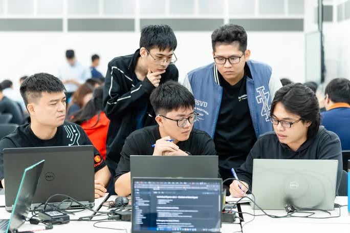 AI đi sâu vào doanh nghiệp Việt: Từ tự động hóa giao tiếp đến bài toán dữ liệu