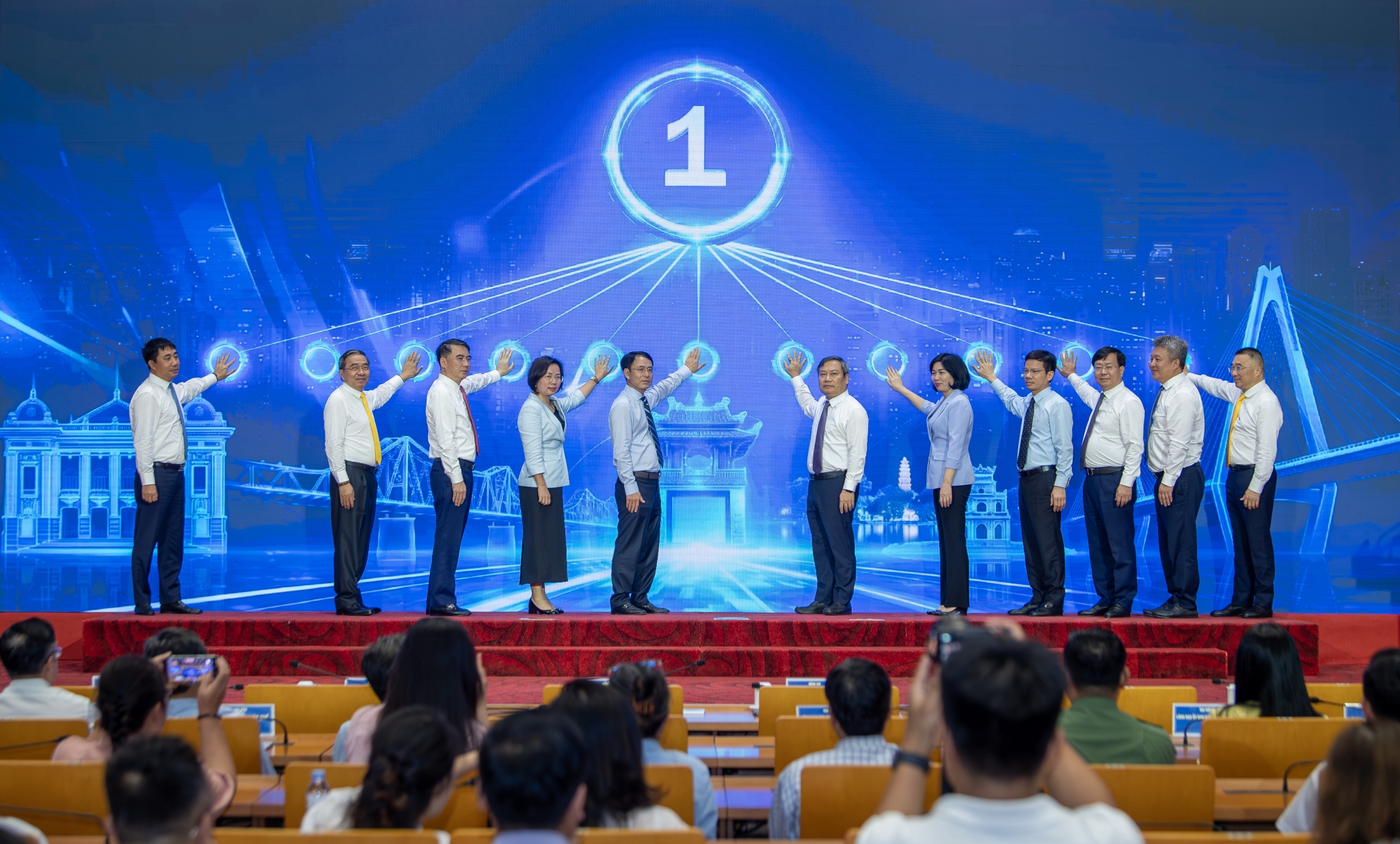 Sun Group khởi công dự án hơn 30.000 tỷ đồng cải tạo, phát huy giá trị khu vực Hồ Tây Sun Group khởi công dự án hơn 30.000 tỷ đồng cải tạo, phát huy giá trị khu vực Hồ Tây