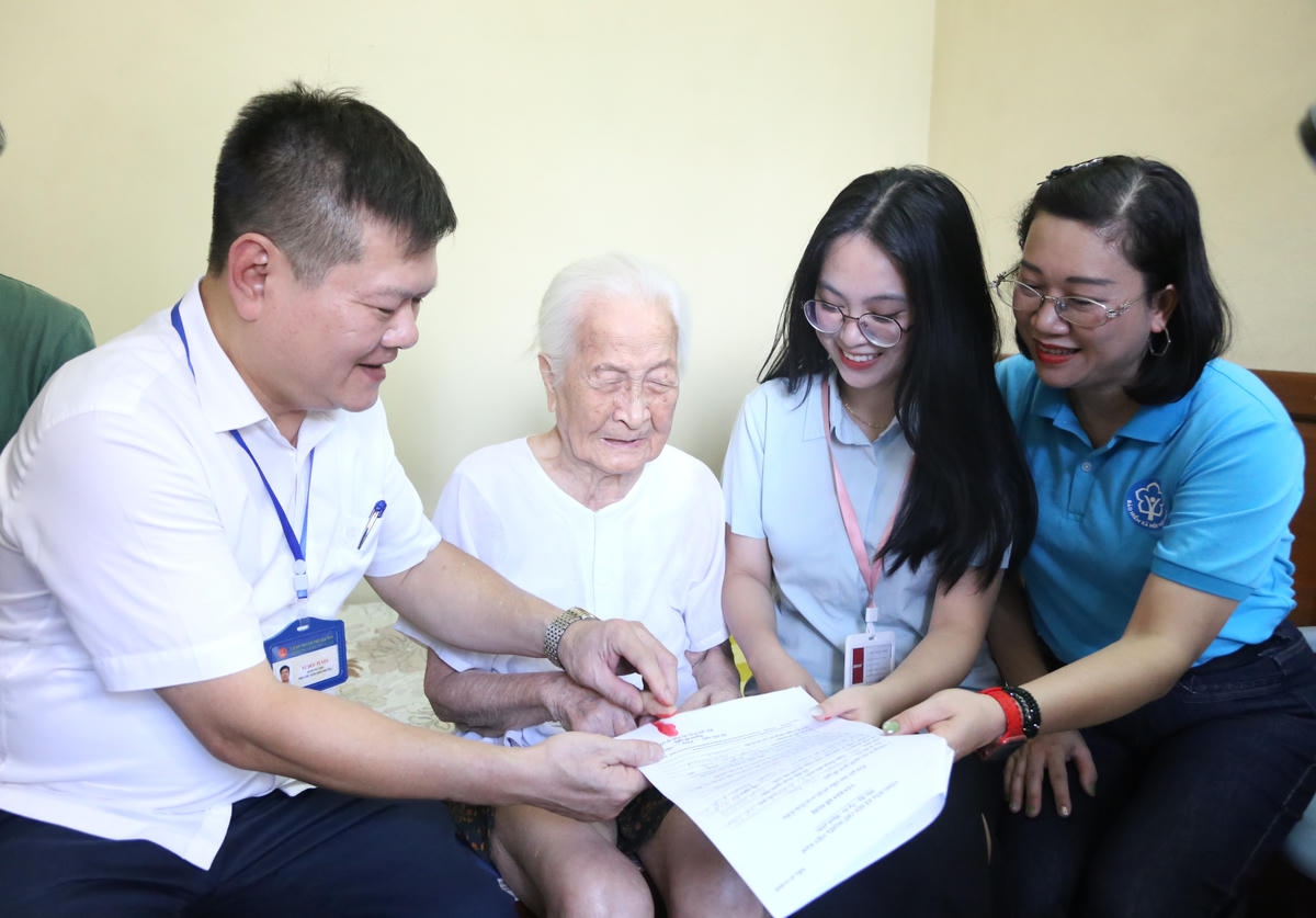 Lấy niềm tin và sự hài lòng của Nhân dân làm thước đo hiệu quả an sinh xã hội