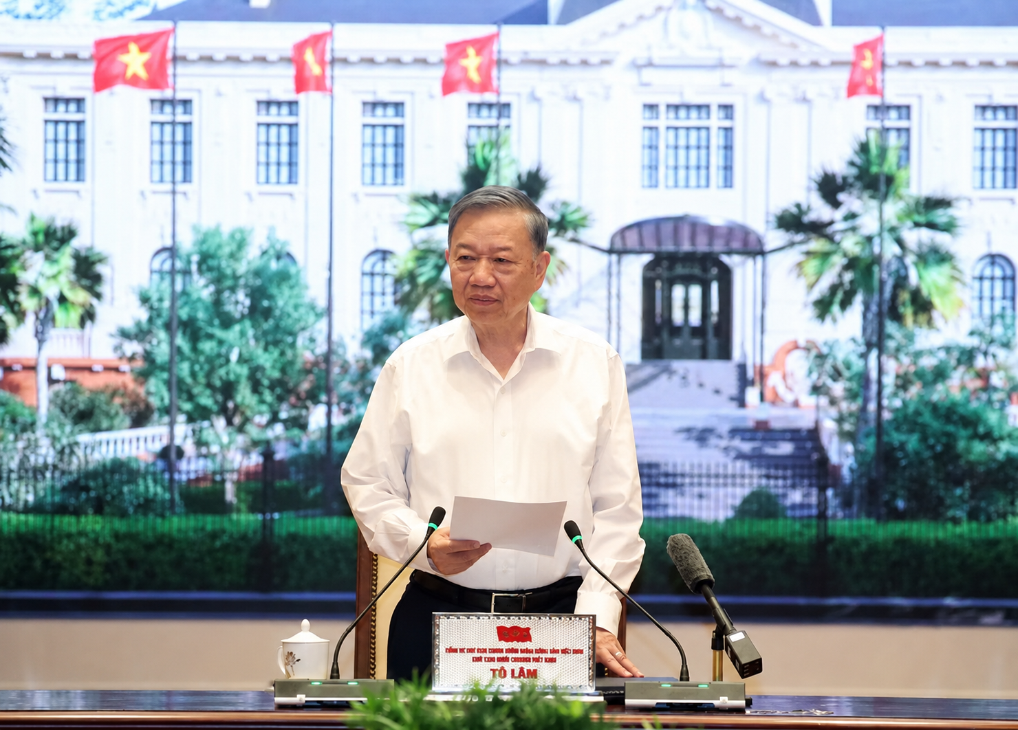 Hình thành hệ thống an sinh xã hội đa tầng, bao trùm cho mọi người dân