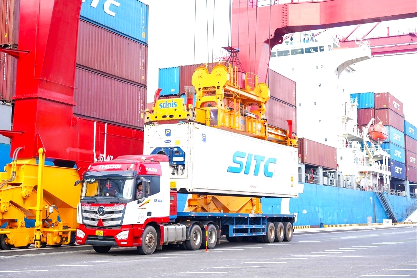 Đà Nẵng tăng tốc xuất khẩu và duy trì đà xuất siêu