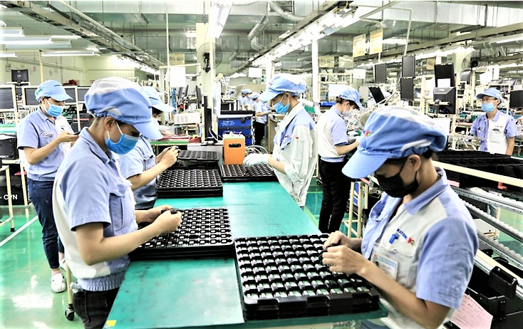Sản xuất công nghiệp tăng tốc, IIP 8 tháng đạt mức cao nhất nhiều năm