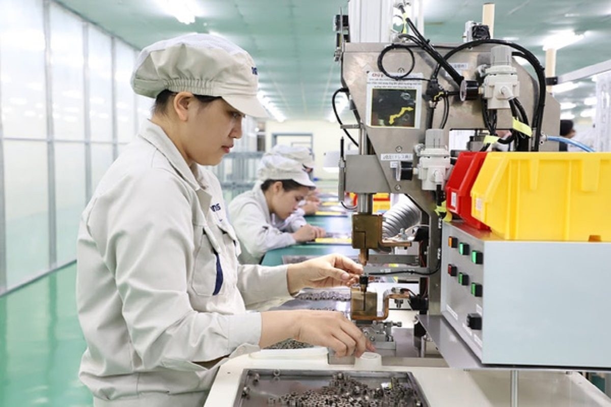 8 tháng, vốn Việt 8 tháng, vốn Việt
