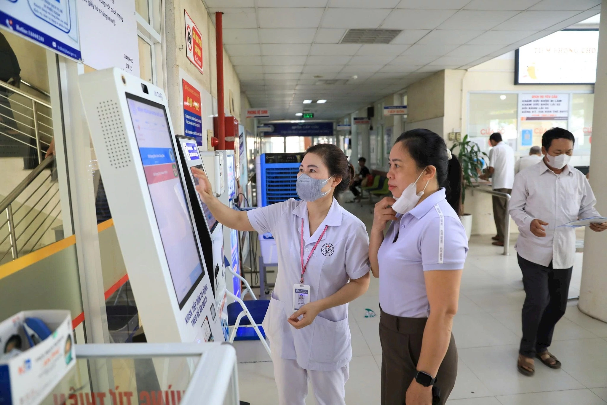 Hà Nội: Bảo đảm quyền lợi 100% chi phí khám, chữa bệnh bảo hiểm y tế cho người đủ điều kiện