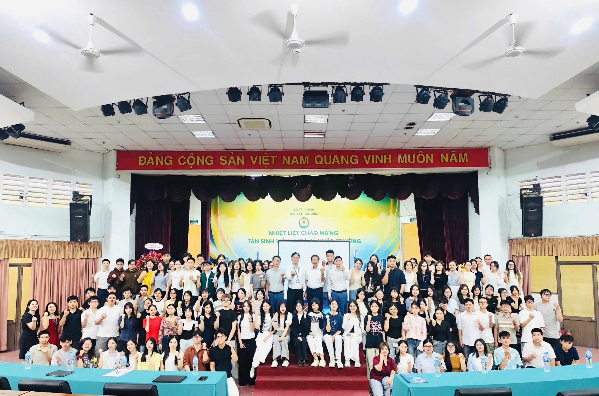 Học viện Tài chính khởi động năm học mới với quyết tâm đổi mới, bứt phá Học viện Tài chính khởi động năm học mới với quyết tâm đổi mới, bứt phá