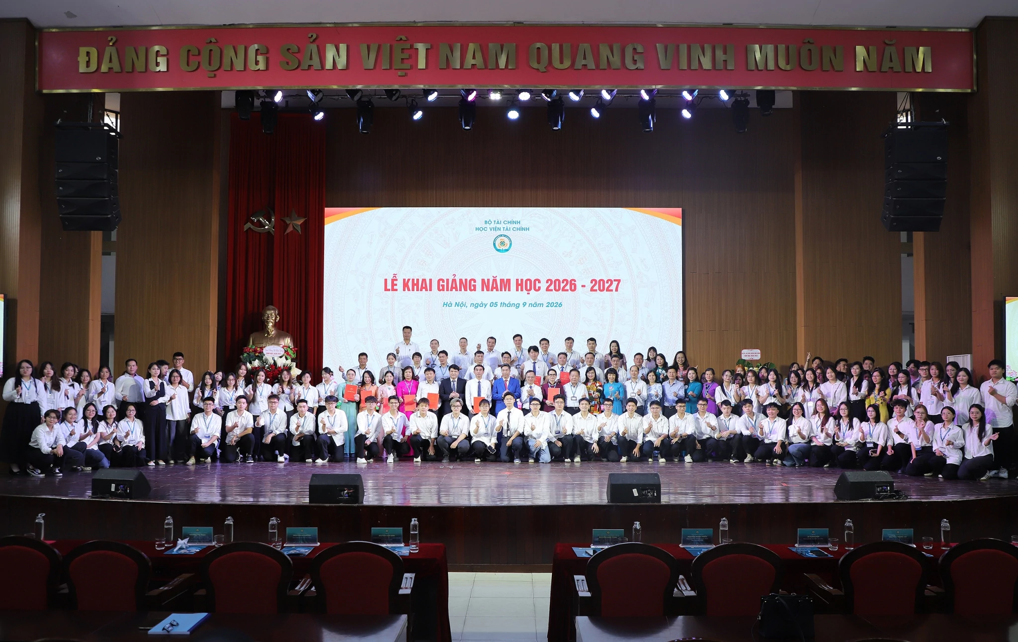 Học viện Tài chính khởi động năm học mới với quyết tâm đổi mới, bứt phá Học viện Tài chính khởi động năm học mới với quyết tâm đổi mới, bứt phá