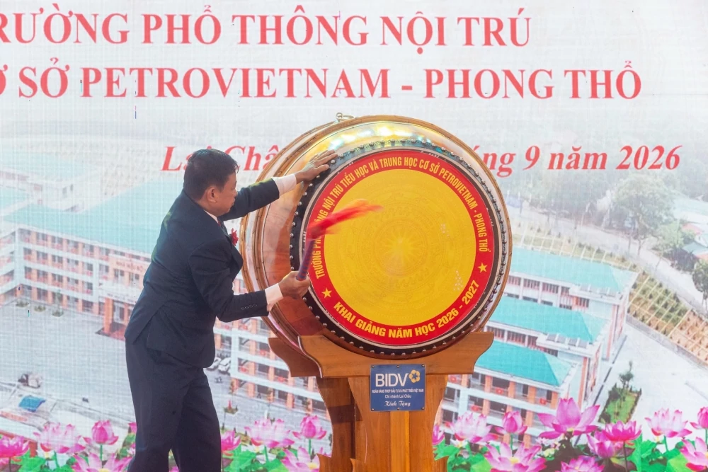 Khánh thành Trường Phổ thông dân tộc nội trú Petrovietnam - Phong Thổ tại Lai Châu Khánh thành Trường Phổ thông dân tộc nội trú Petrovietnam - Phong Thổ tại Lai Châu