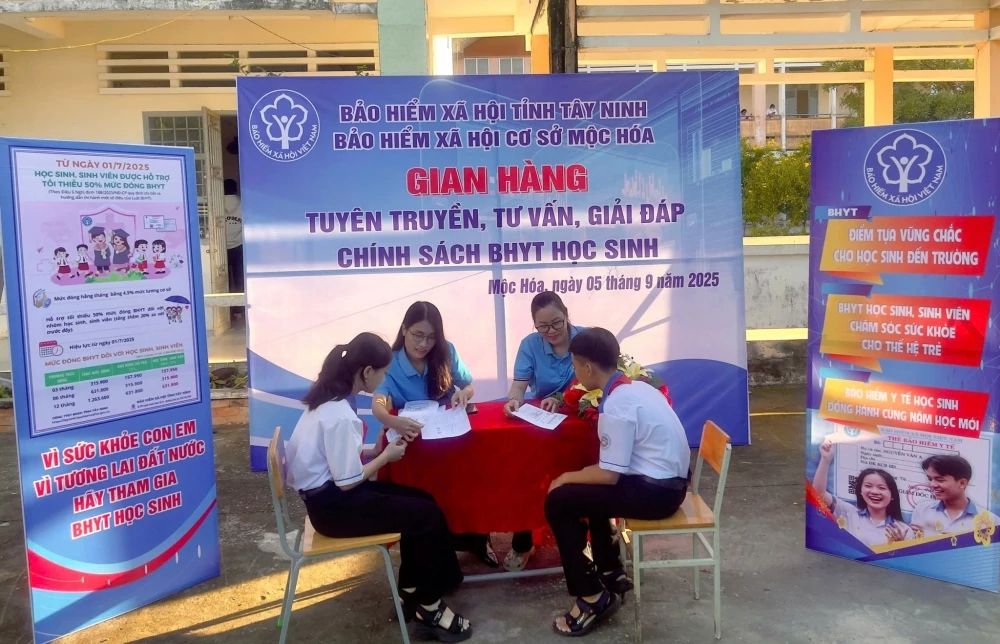 Bảo hiểm y tế - “điểm tựa” tin cậy cho sức khỏe học sinh, sinh viên ở Tây Ninh