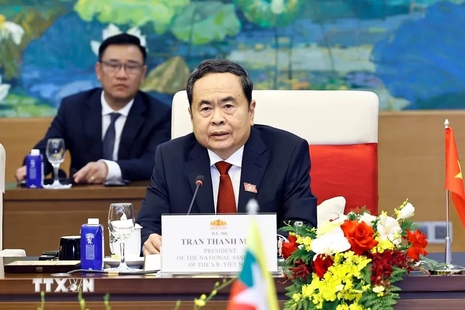 Chủ tịch Quốc hội Trần Thanh Mẫn hội kiến Tổng thống Myanmar Min Aung Hlaing