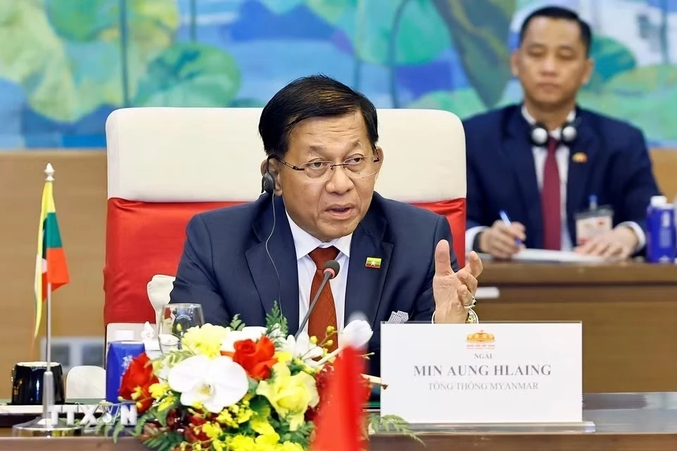 Chủ tịch Quốc hội Trần Thanh Mẫn hội kiến Tổng thống Myanmar Min Aung Hlaing