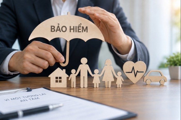 Niềm tin bảo hiểm được xây lại từ đâu?