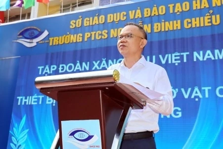 Petrolimex trao tặng “Phòng học thông minh”, thắp sáng hành trình tri thức tại Trường PTCS Nguyễn Đình Chiểu