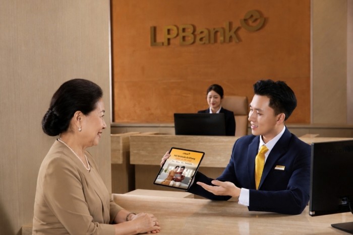 LPBank triển khai gói giải pháp tài chính toàn diện dành cho khách hàng hưu trí