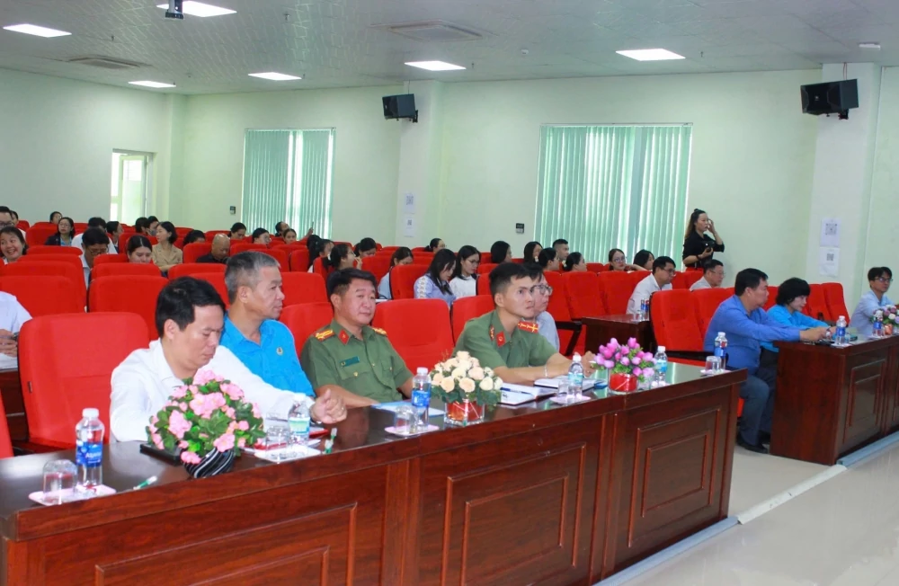 Khánh Hòa quyết liệt vào cuộc để có 411.000 người tham gia bảo hiểm xã hội vào năm 2030