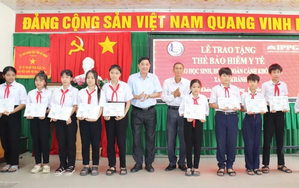 Học sinh, sinh viên An Giang được hỗ trợ 60% mức đóng bảo hiểm y tế