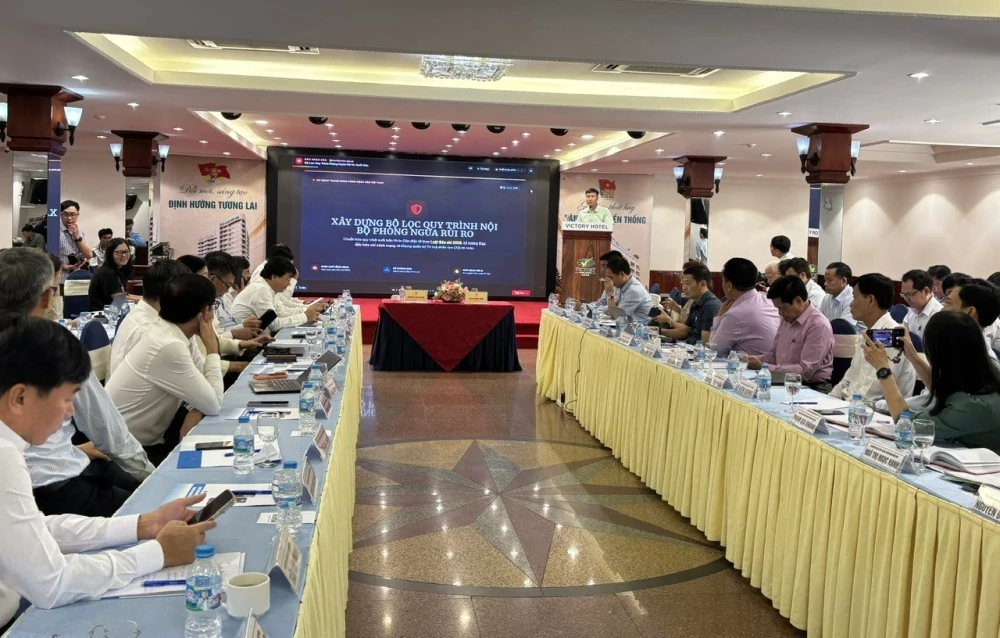 Nhận diện rủi ro pháp lý, bảo vệ đạo đức nghề báo Nhận diện rủi ro pháp lý, bảo vệ đạo đức nghề báo