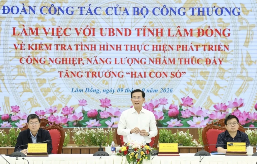 Cần tháo gỡ quy hoạch chồng lấn giữa dự án điện với khoáng sản cho Lâm Đồng Cần tháo gỡ quy hoạch chồng lấn giữa dự án điện với khoáng sản cho Lâm Đồng