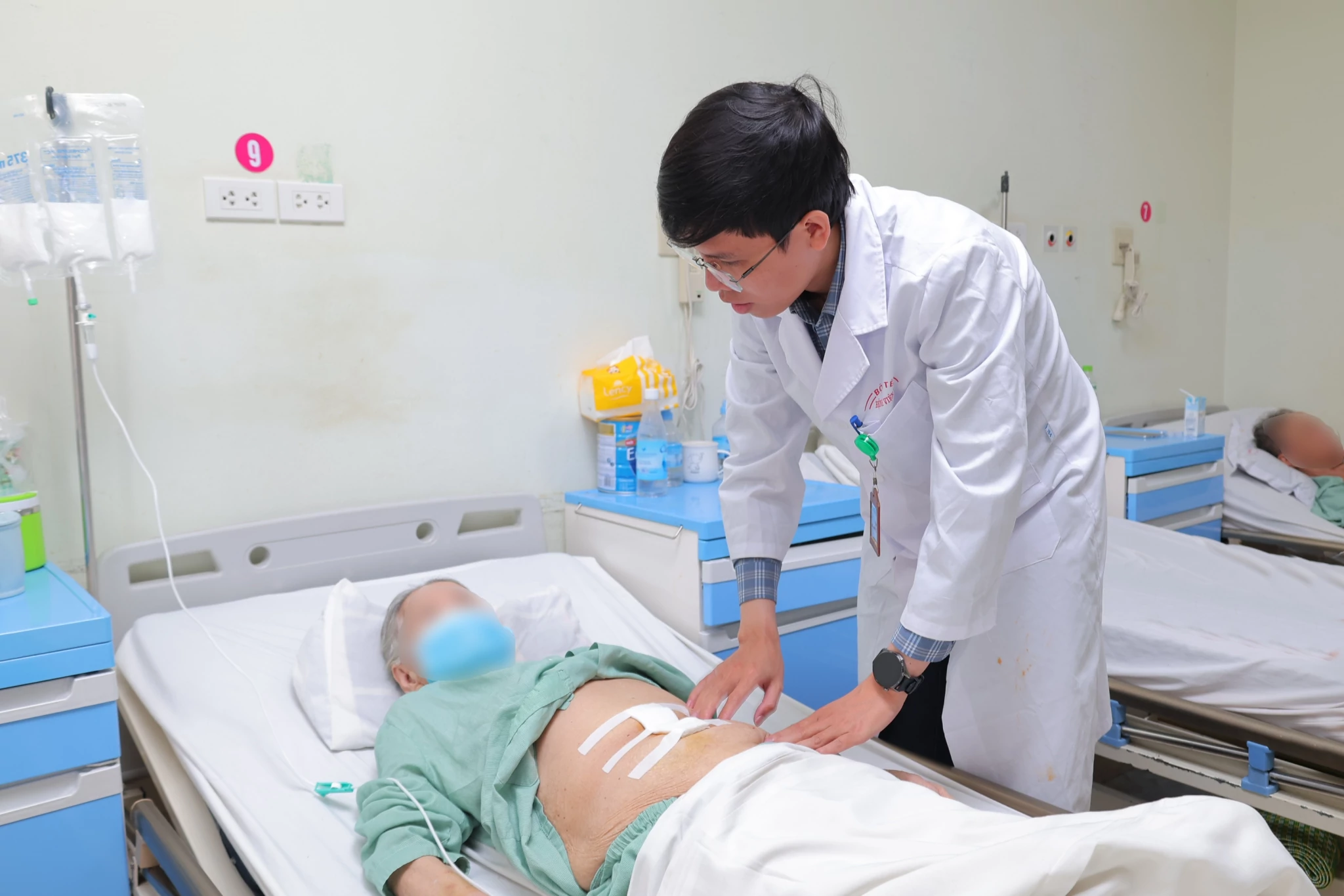 Làm việc ở TP. Hồ Chí Minh có đăng ký khám chữa bệnh ban đầu tại TP. Cần Thơ được không?