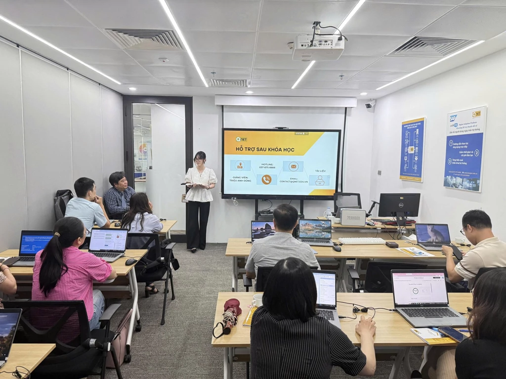 Ngành Tài chính hướng tới làm chủ Blockchain và Khoa học dữ liệu Ngành Tài chính hướng tới làm chủ Blockchain và Khoa học dữ liệu