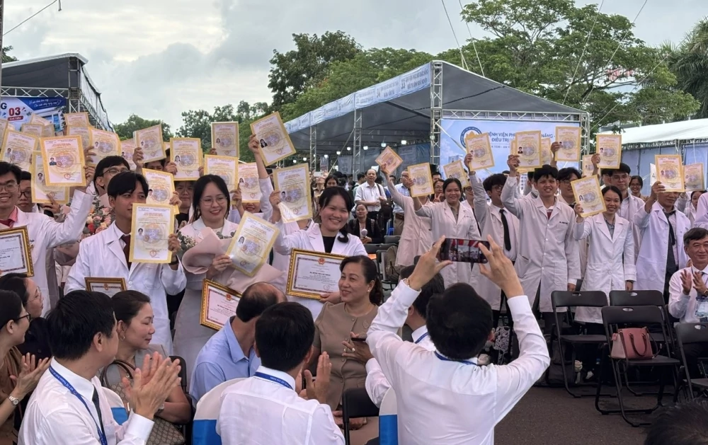 Mở rộng cơ hội nghề nghiệp cho bác sĩ trẻ