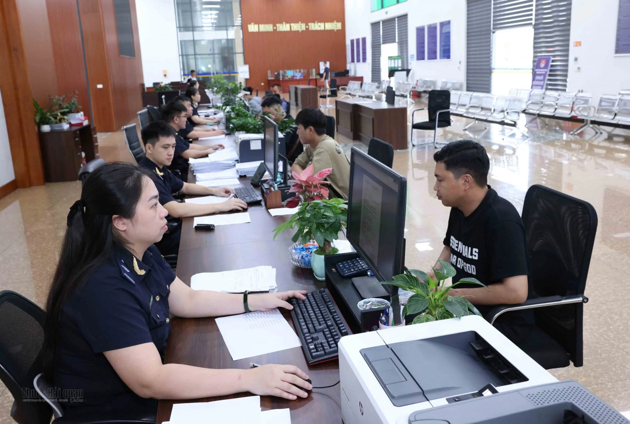 Bộ Tài chính đẩy nhanh xử lý, công khai kết quả giải quyết kiến nghị của doanh nghiệp Bộ Tài chính đẩy nhanh xử lý, công khai kết quả giải quyết kiến nghị của doanh nghiệp