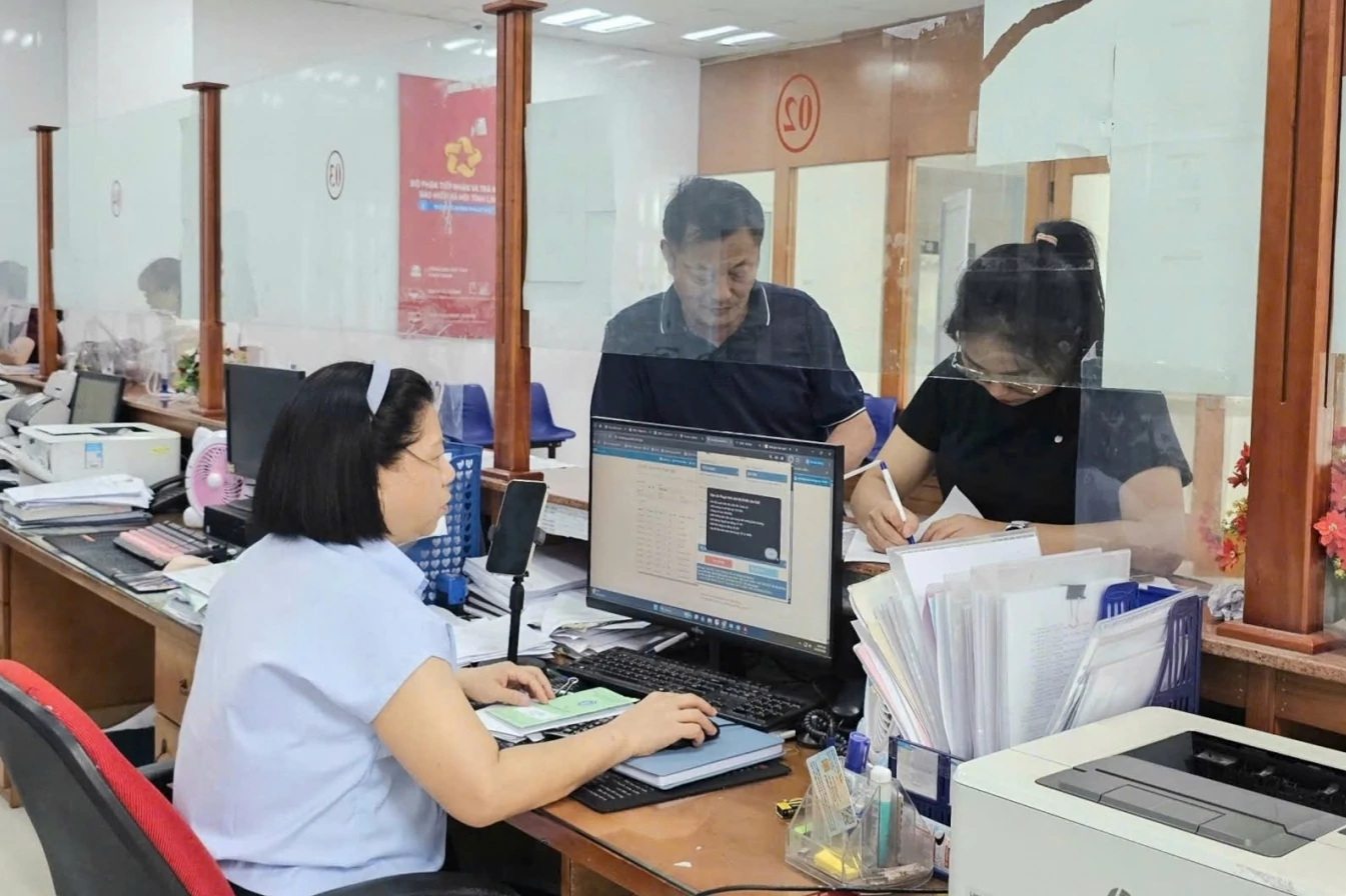 lao cai trien khai hieu qua nghi quyet so 28 nq tw mo rong bao phu bao hiem xa hoi