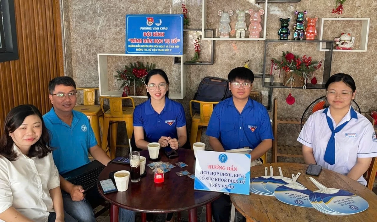 UBND TP. Cần Thơ yêu cầu đẩy nhanh tích hợp Sổ sức khỏe điện tử, tài khoản an sinh xã hội trên VNeID
