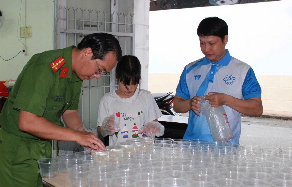 bếp ăn Bình Trưng