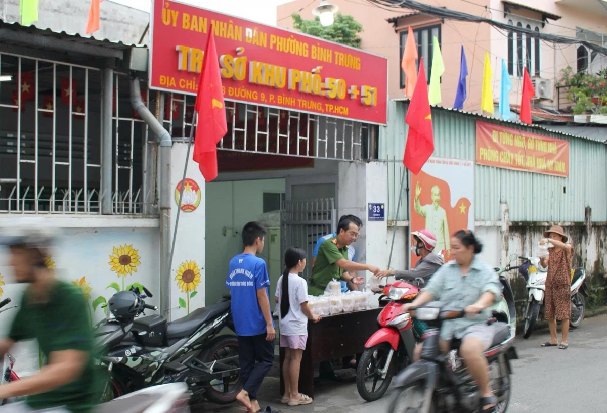 bếp ăn Bình Trưng