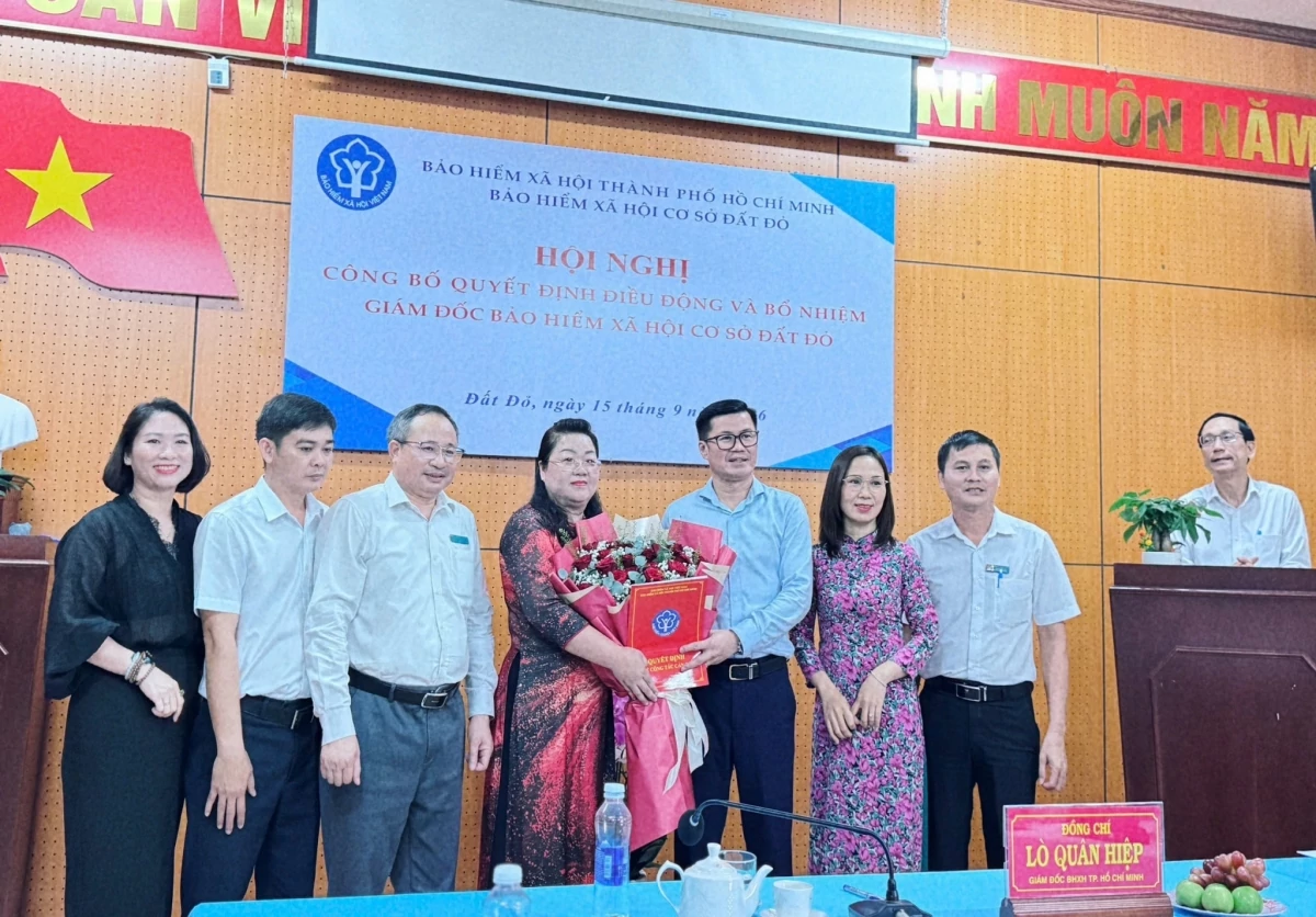 Ba Phó Giám đốc Bảo hiểm xã hội TP. Hồ Chí Minh nhận nhiệm vụ mới tại cơ sở